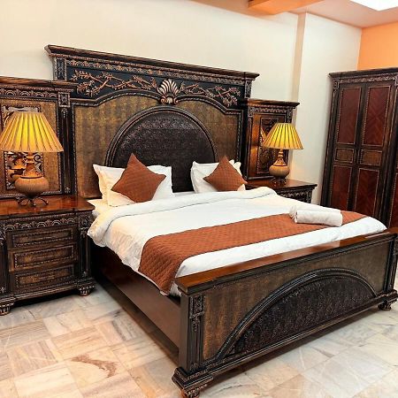 Palm Mansion By Palm Leisure Stays Dzsaipur Kültér fotó