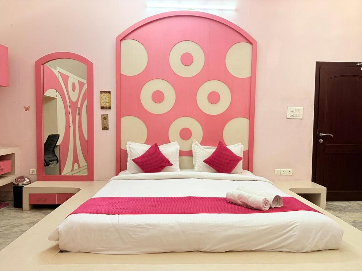 Palm Mansion By Palm Leisure Stays Dzsaipur Kültér fotó