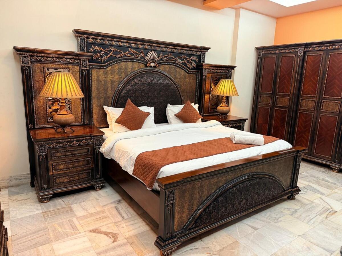 Palm Mansion By Palm Leisure Stays Dzsaipur Kültér fotó