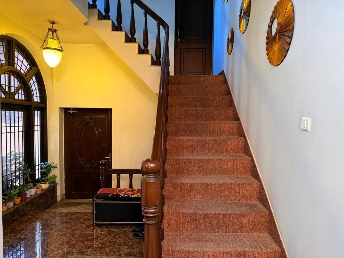 Palm Mansion By Palm Leisure Stays Dzsaipur Kültér fotó